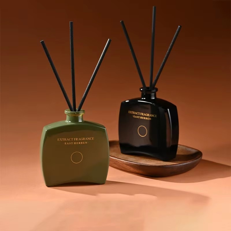 100ml Aromatic Reed Diffuser S - Perfume Fragrance France 评论和价格